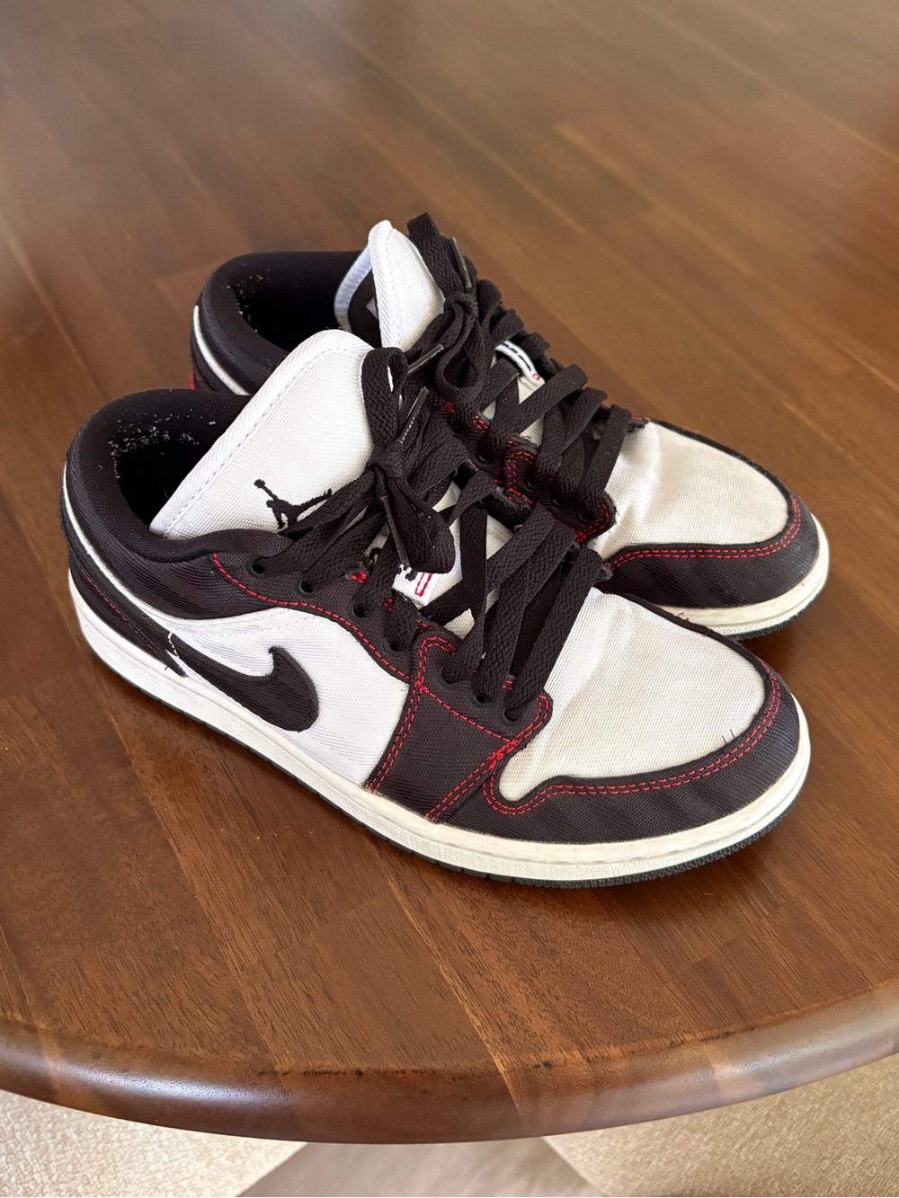 Womens Air Jordan 1 Low SE Utility 'White Black Red'